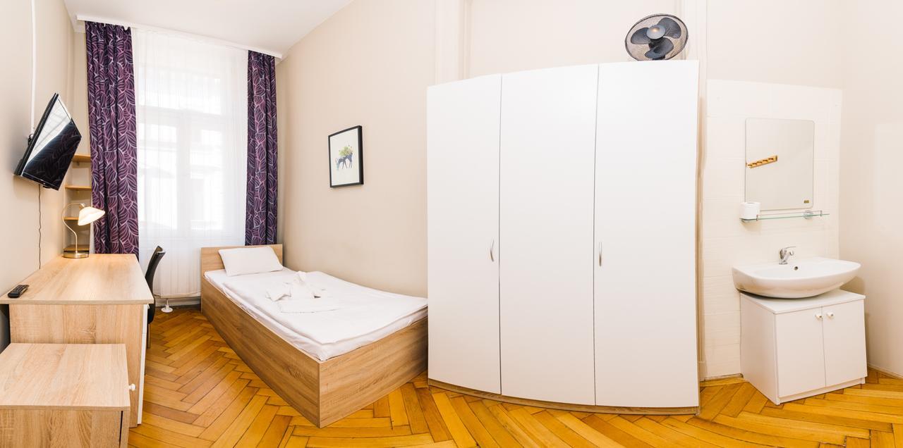 Centric Lifestyle Apartments Budapest Extérieur photo